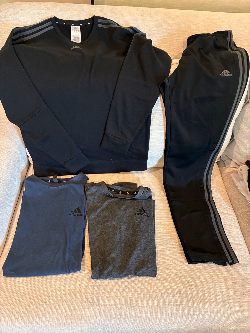 Adidas Lot-Medium